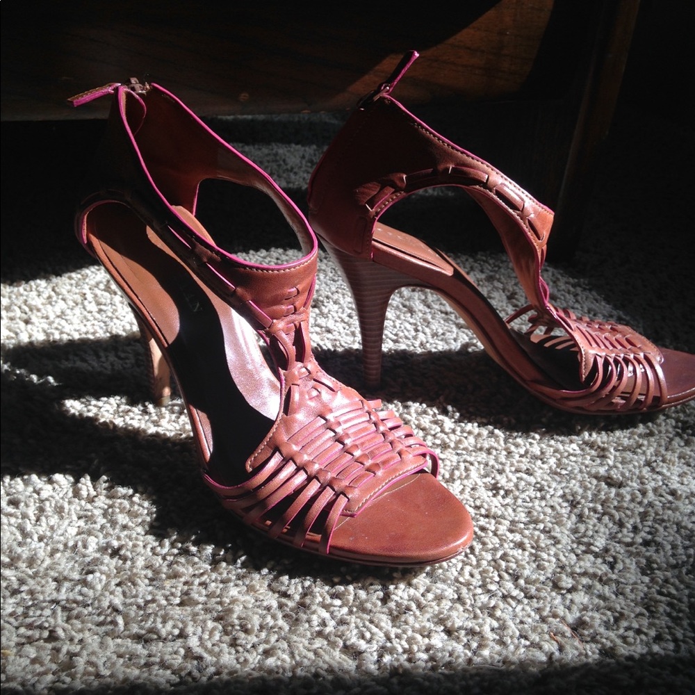 Hot! Cole Haan & Nike Air Heels
